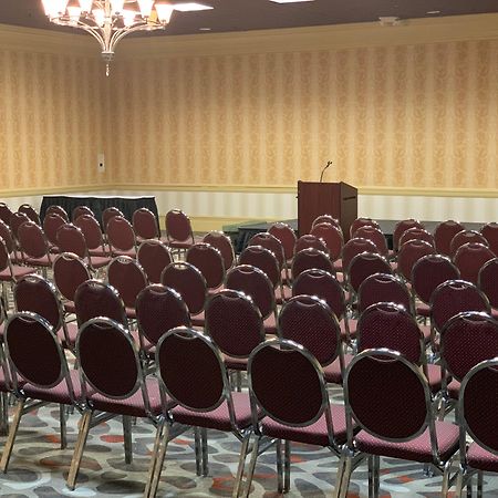 Clarion Hotel & Suites Conference Center Memphis Airport Ngoại thất bức ảnh